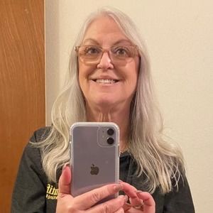 Meet your Posher, Brenda